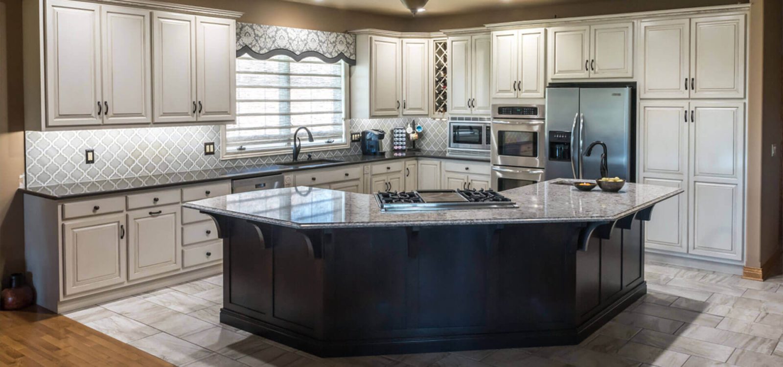 Custom & Refaced Kitchens